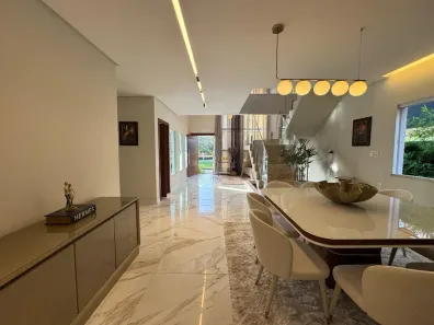 Casa com 4 Quartos para alugar, 350m² no Cidade Alpha, Eusébio