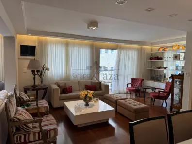 Apartamento com 3 Quartos à venda, 170m² no Moema, São Paulo