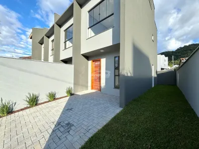Casa com 2 Quartos para alugar, 80m² no Velha Central, Blumenau