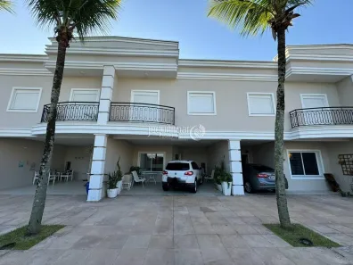 Casa de Condomínio com 4 Quartos à venda, 200m² no Enseada, Guarujá