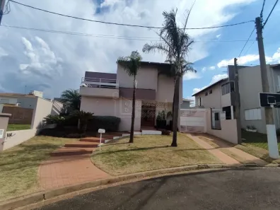 Sobrado com 3 Quartos à venda, 279m² no Altos do Jaraguá, Araraquara