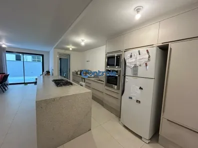 Apartamento com 3 Quartos à venda, 205m² no Canto, Florianópolis
