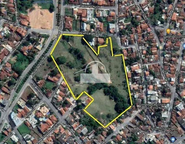 Ponto Comercial à venda, 34000m² no Centro, Curvelo