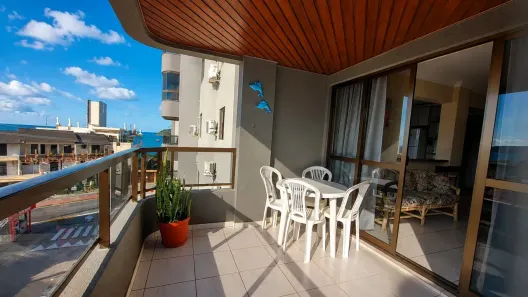 Apartamento com 3 Quartos para alugar, 90m² no Centro, Bombinhas