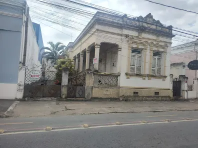 Imóvel Comercial com 4 Quartos à venda, 390m² no Centro, Campos dos Goytacazes