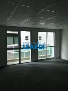 Sala Comercial à venda, 40m² no Santo Amaro, São Paulo
