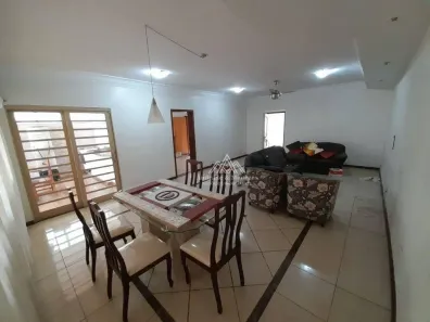 Sobrado com 5 Quartos para alugar, 355m² no Alto da Boa Vista, Ribeirão Preto