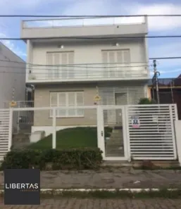 Casa com 4 Quartos à venda, 100m² no Medianeira, Porto Alegre