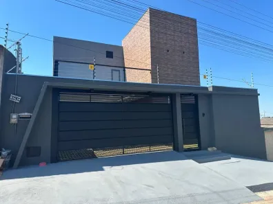Sobrado com 3 Quartos à venda, 150m² no Calixtolândia, Anápolis