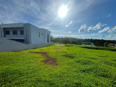 Lote/Terreno à venda, 584m² no Jardins de Monet Residence, Maringá