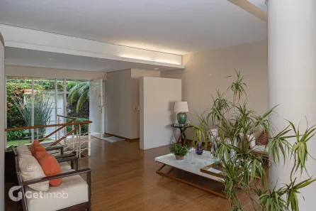 Casa com 4 Quartos à venda, 348m² no Pacaembu, São Paulo