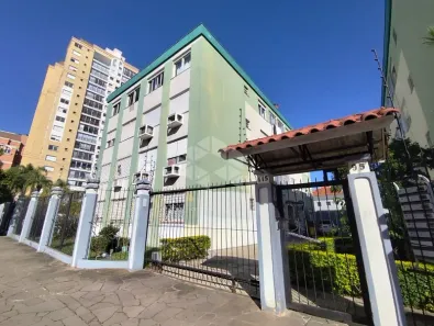 Apartamento com 2 Quartos para alugar, 55m² no Vila Ipiranga, Porto Alegre