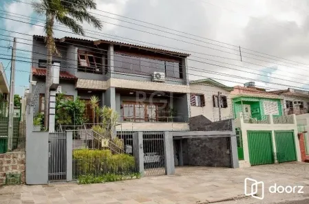 Casa com 5 Quartos à venda, 551m² no Vila Jardim, Porto Alegre