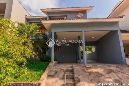 Casa de Condomínio com 5 Quartos para alugar, 246m² no Igara, Canoas