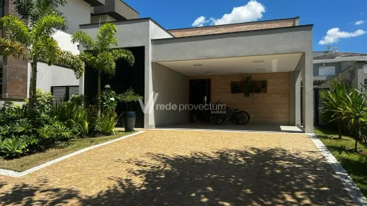 Casa de Condomínio com 4 Quartos à venda, 220m² no Vila dos Plátanos, Campinas