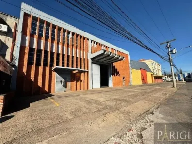 Galpão/Depósito/Armazém para alugar, 750m² no Navegantes, Porto Alegre
