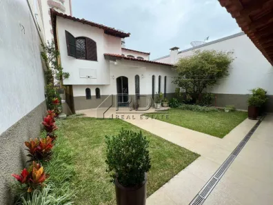 Sobrado com 3 Quartos à venda, 450m² no Vila Bastos, Santo André