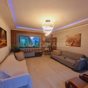 Casa com 6 Quartos à venda, 190m² no Cidade Dutra, São Paulo