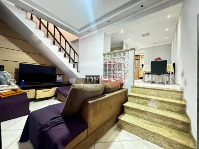Sobrado com 3 Quartos à venda, 200m² no Conjunto Residencial José Bonifácio, São Paulo