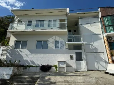 Apartamento com 2 Quartos para alugar, 50m² no Pântano do Sul, Florianópolis