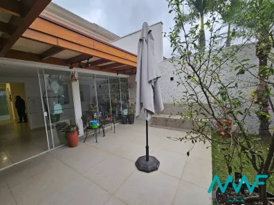 Casa de Condomínio com 3 Quartos à venda, 180m² no Tamboré, Santana de Parnaíba