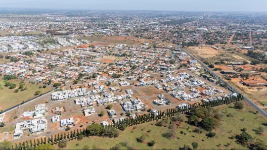Lote/Terreno à venda, 270m² no Residencial Costa Leste, Três Lagoas