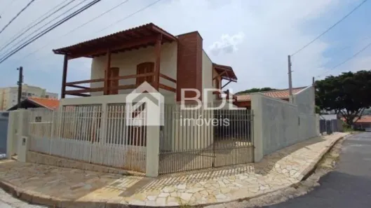 Sobrado com 5 Quartos à venda, 180m² no Vila Aurocan, Campinas