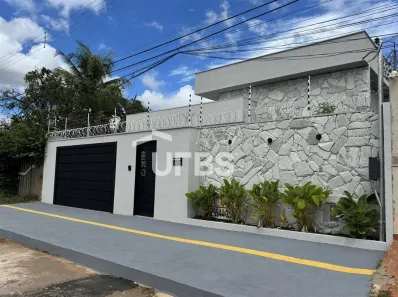 Casa com 3 Quartos à venda, 186m² no Jardim Atlântico, Goiânia