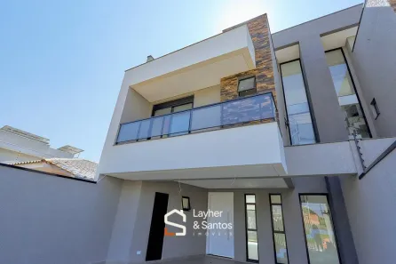 Sobrado com 3 Quartos à venda, 159m² no Capão da Imbuia, Curitiba
