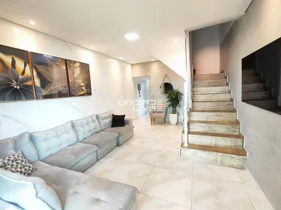 Sobrado com 3 Quartos à venda, 181m² no Vila Lavínia, Mogi das Cruzes