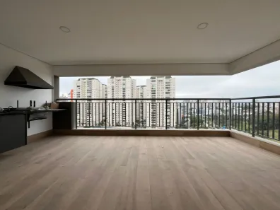 Apartamento com 3 Quartos para alugar, 227m² no Vila Gilda, Santo André