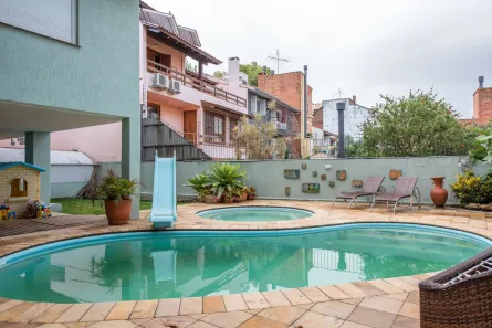 Casa com 6 Quartos à venda, 503m² no Boa Vista, Porto Alegre