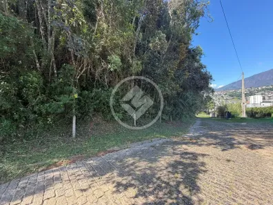 Lote/Terreno à venda, 803m² no Jardim Europa, Teresópolis