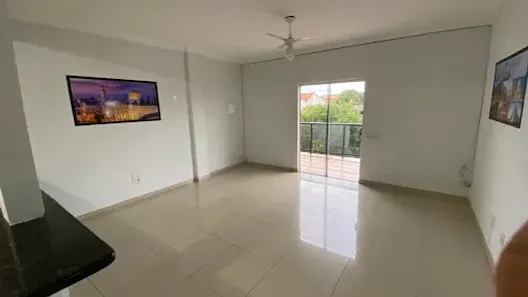 Apartamento com 2 Quartos para alugar, 65m² no Parque Burle, Cabo Frio