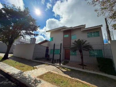 Sobrado com 3 Quartos à venda, 182m² no Jardim Universo, Maringá