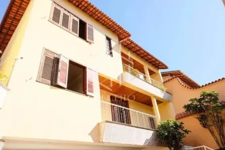 Casa com 6 Quartos para alugar, 420m² no Palmares, Belo Horizonte
