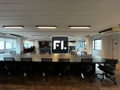 Sala Comercial para alugar, 210m² no Vila São Francisco (Zona Sul), São Paulo