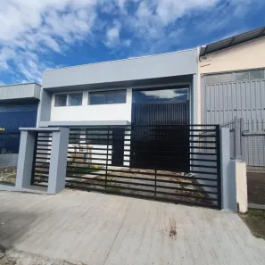 Galpão/Depósito/Armazém à venda, 319m² no Charqueadas, Caxias do Sul