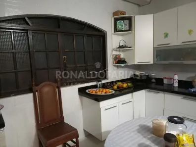 Fazenda/Sítio com 3 Quartos à venda, 300m² no Jardim Casa Grande, São Paulo
