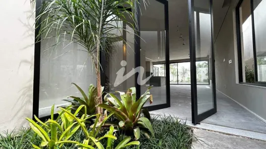 Casa com 3 Quartos à venda, 222m² no Cidade Jardim, Uberlândia