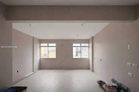 Sala Comercial à venda, 32m² no Centro, Florianópolis