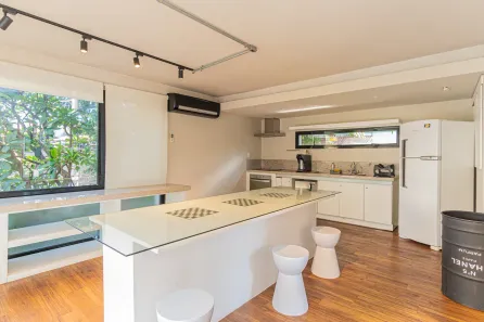 Prédio Comercial para alugar, 730m² no Santo Amaro, São Paulo