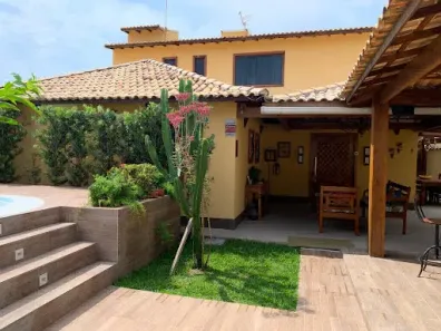 Casa com 4 Quartos à venda, 170m² no Ogiva, Cabo Frio