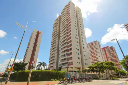 Apartamento com 2 Quartos para alugar, 64m² no Presidente Kennedy, Fortaleza