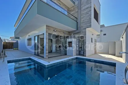 Casa de Condomínio com 4 Quartos à venda, 140m² no , Peruíbe