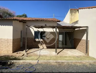 Casa com 3 Quartos à venda, 80m² no Jardim Europa, Uberlândia