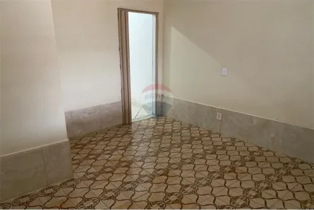 Casa com 1 Quarto para alugar, 38m² no Senador Vasconcelos, Rio de Janeiro