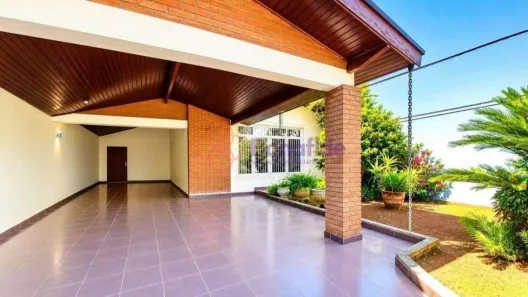 Imóvel Comercial com 4 Quartos para alugar, 253m² no Anhangabaú, Jundiaí