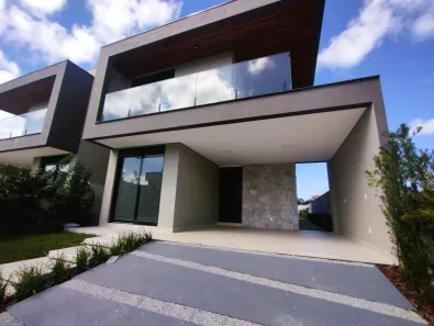 Casa com 3 Quartos à venda, 250m² no Lagoa da Conceição, Florianópolis