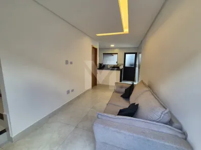 Casa de Condomínio com 2 Quartos para alugar, 65m² no Maracanã, Praia Grande